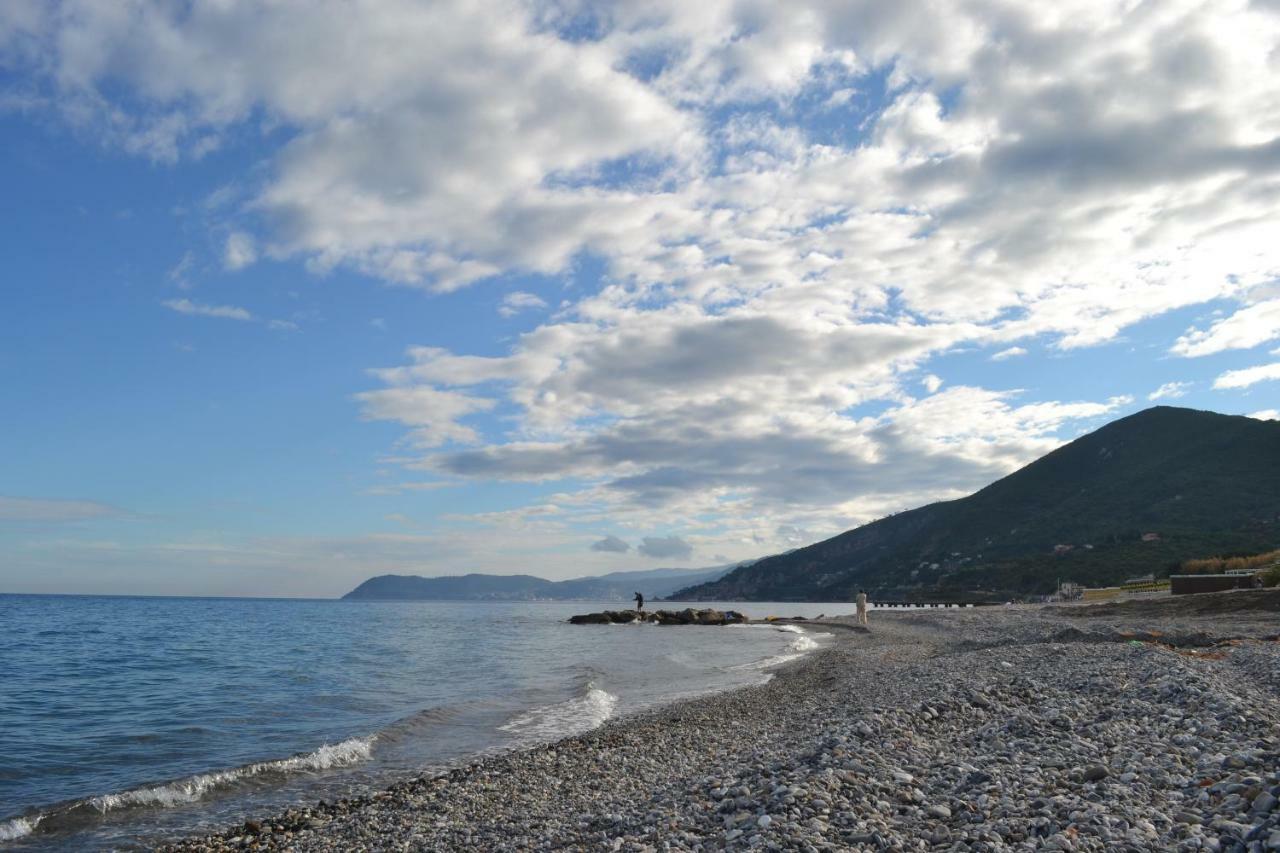 Appartamento Vista Mare Albenga Luaran gambar