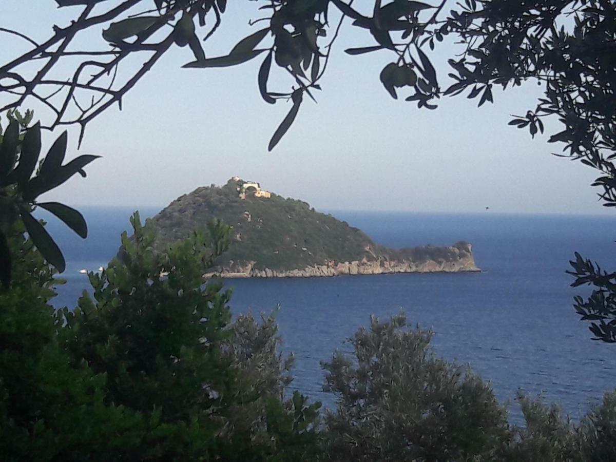 Appartamento Vista Mare Albenga Luaran gambar