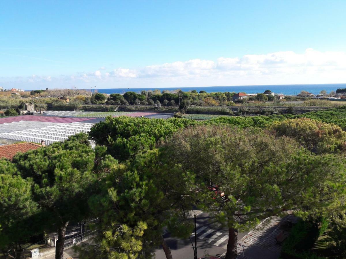 Appartamento Vista Mare Albenga Luaran gambar