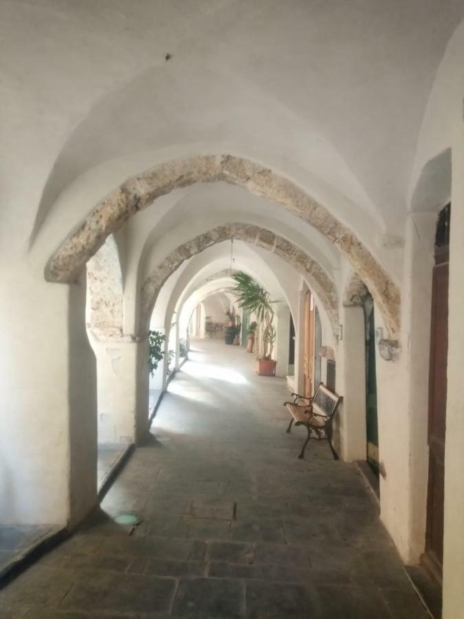 Appartamento Vista Mare Albenga Luaran gambar