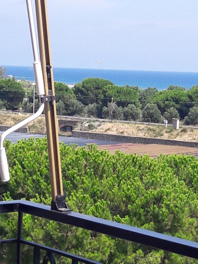 Appartamento Vista Mare Albenga Luaran gambar